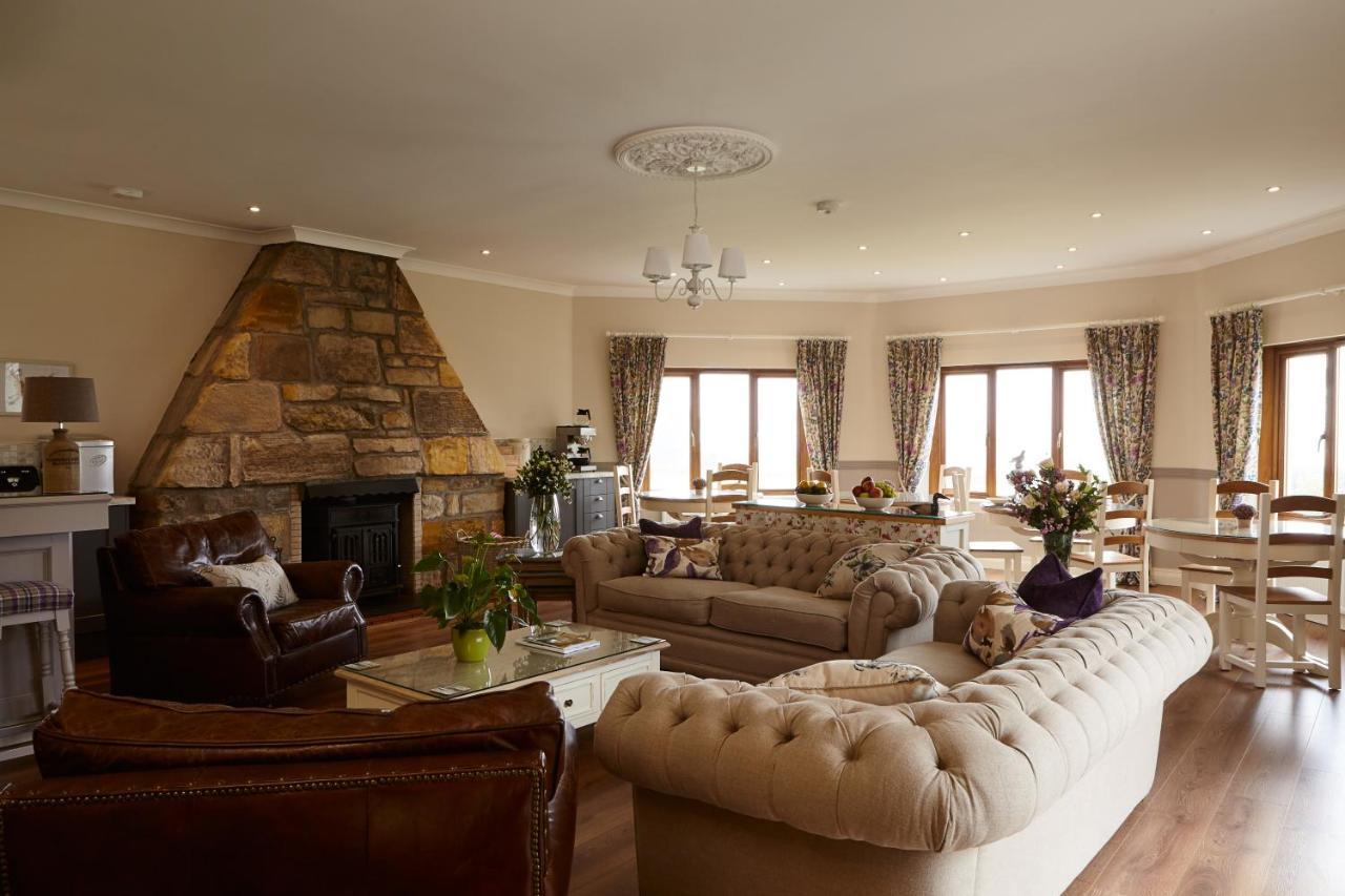 Hawkswood House And The Roundel Villa Peat Inn Esterno foto